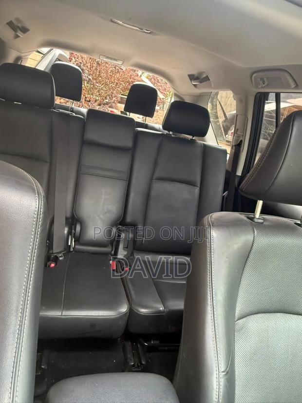 Toyota Land Cruiser Prado 2.8 2021 White