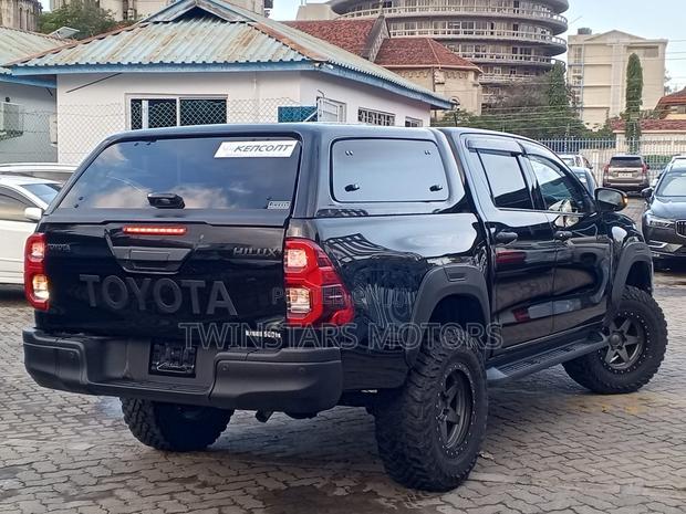 Toyota Hilux Revo Double Cab Deisel 2.4 AWD 2021 Matt Black