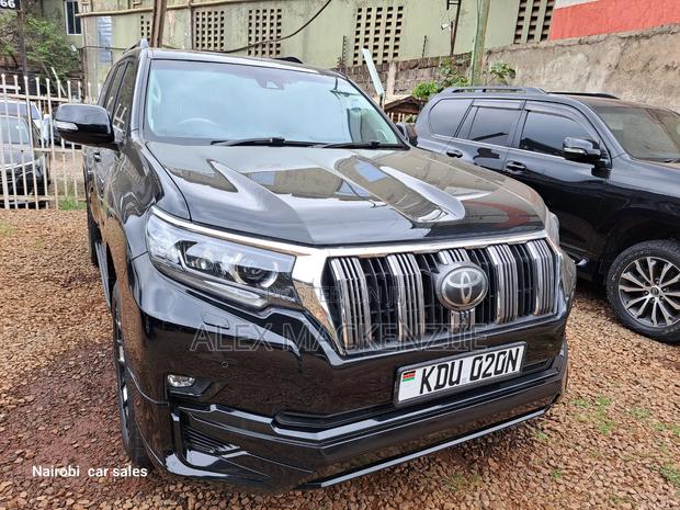 Toyota Land Cruiser Prado 2018 Black