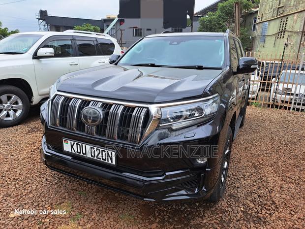 Toyota Land Cruiser Prado 2018 Black