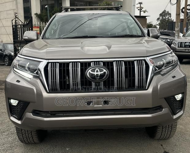 Toyota Land Cruiser Prado Kakadu 2021