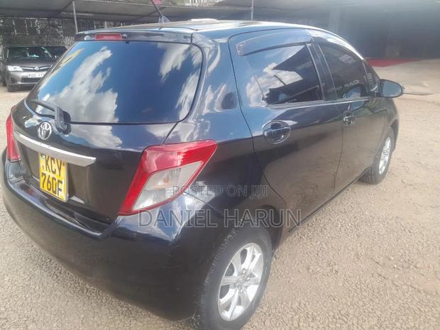 Toyota Vitz 2013 Black