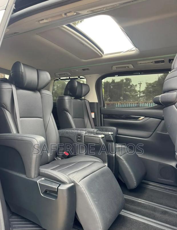 Toyota Alphard 2.5 Petrol FWD 2019 Matt Black