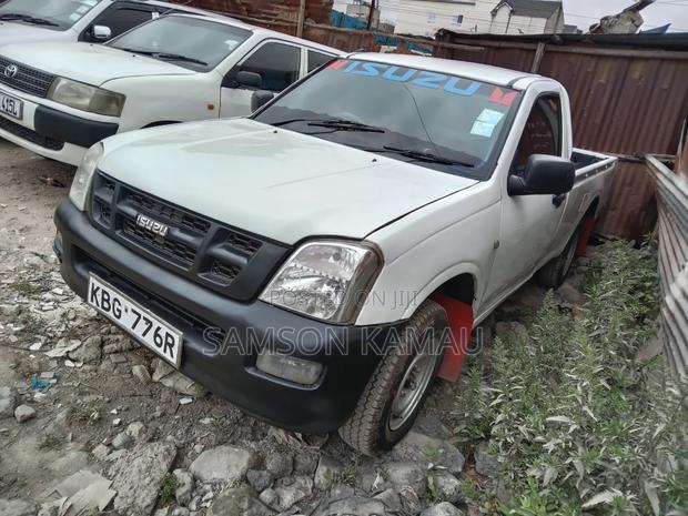 Isuzu D-MAX 2007 White