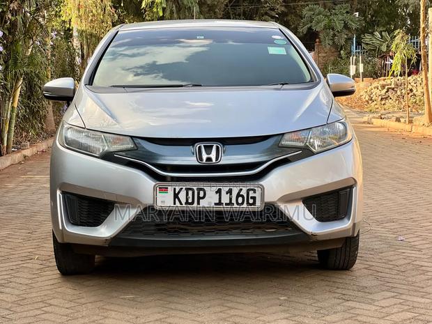 Honda Fit 2016 Silver