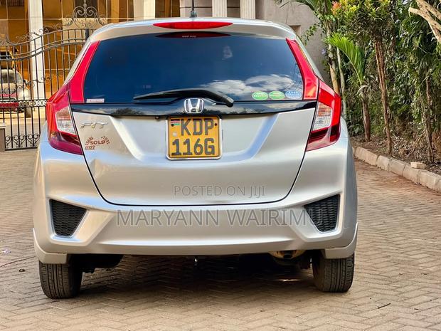 Honda Fit 2016 Silver