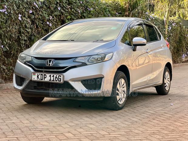 Honda Fit 2016 Silver