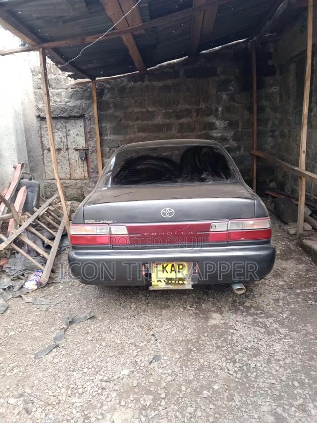 Toyota Corolla 2004 Black