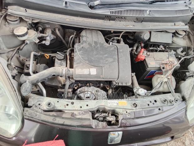 Toyota Passo 2012 Maroon