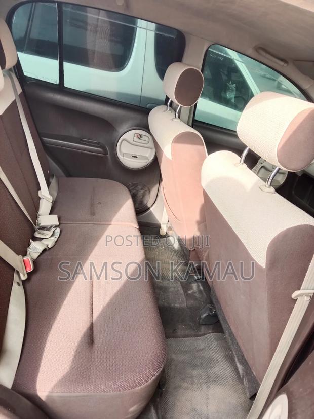 Toyota Passo 2012 Maroon