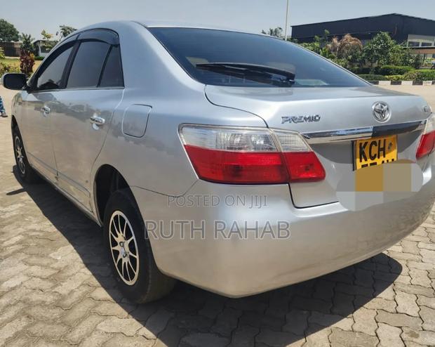 Toyota Premio 2009 Silver