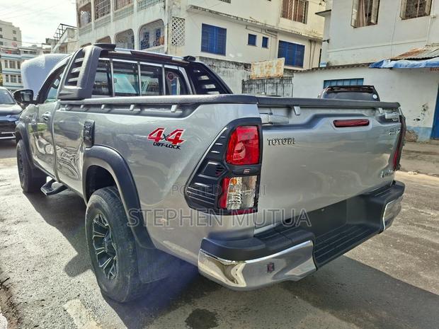 Toyota Hilux Revo Single Cab Deisel 2.8 AWD 2019 Silver