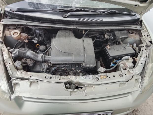 Toyota Passo 2006 Beige