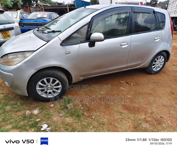 Mitsubishi Colt CZ3 1.3 Inform 2008 Silver