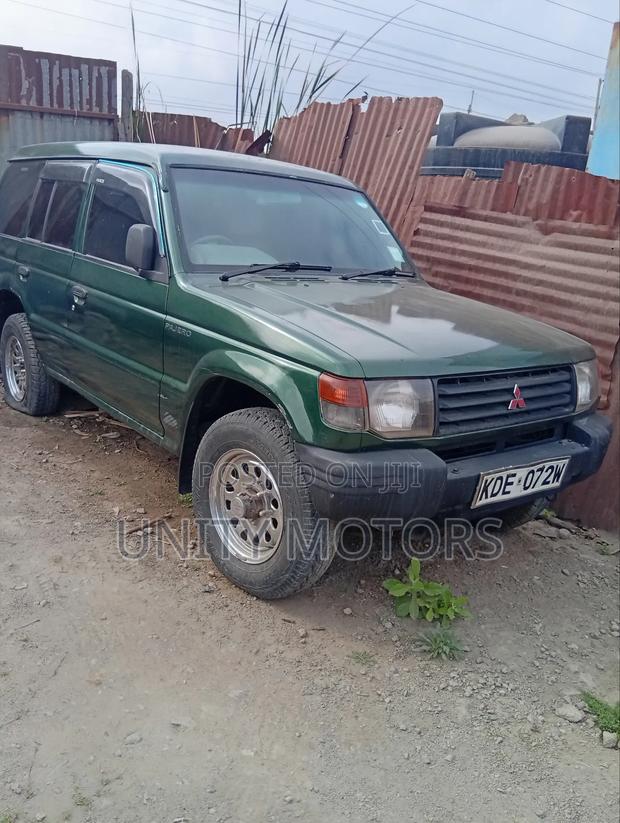 Mitsubishi Pajero 2004