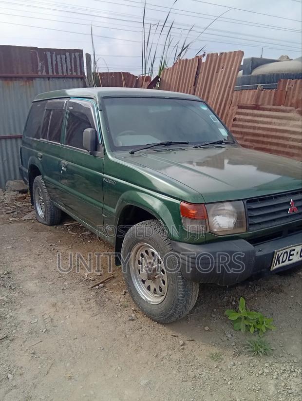 Mitsubishi Pajero 2004