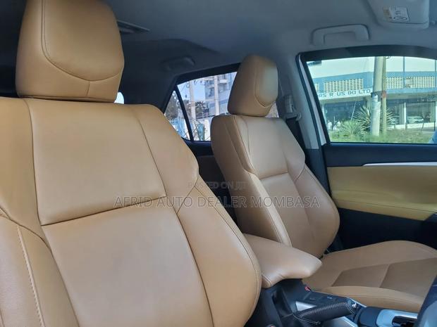 Toyota Fortuner 2.8 D AWD 2019 White