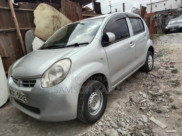 Toyota Passo 2014 Silver