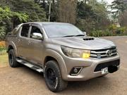 Toyota Hilux 2015 Brown for sale