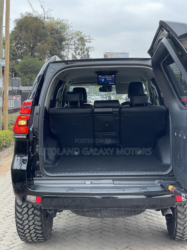 Toyota Land Cruiser Prado 2.7 2020 Black