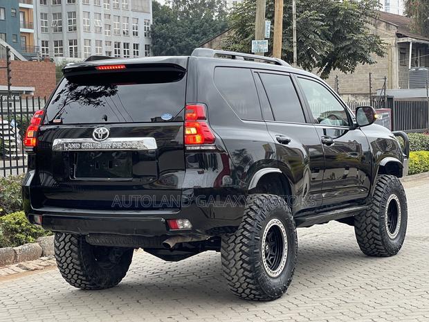 Toyota Land Cruiser Prado 2.7 2020 Black