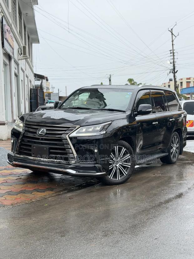 Lexus LX 2020 Black