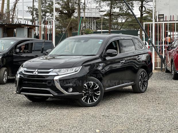 Mitsubishi Outlander 2.0 PHEV AWD 2017 Black