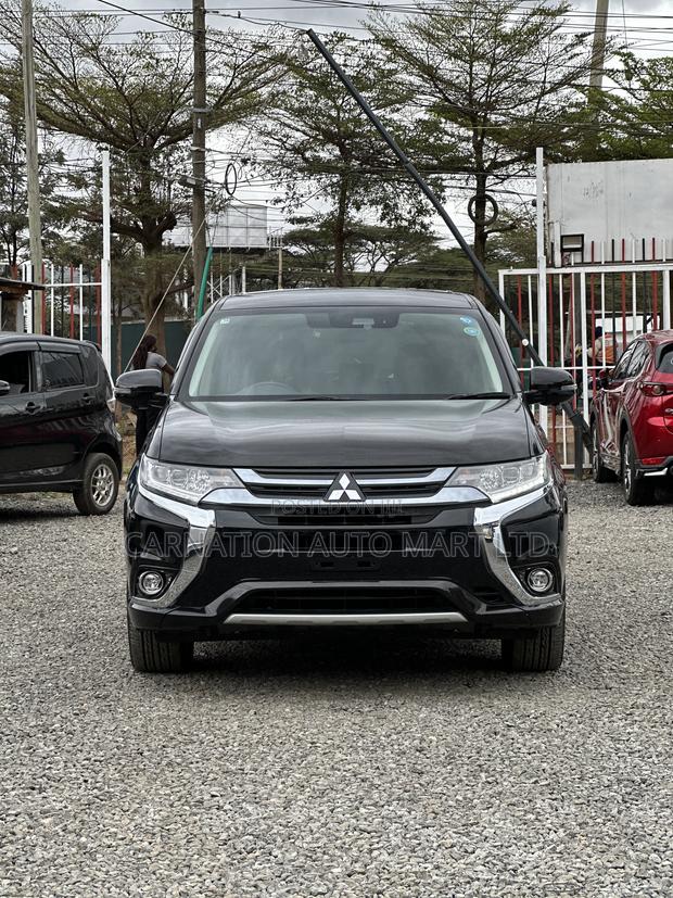 Mitsubishi Outlander 2.0 PHEV AWD 2017 Black
