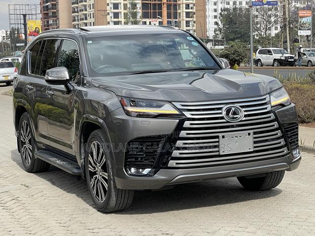 Lexus LX 600 2022 Gray