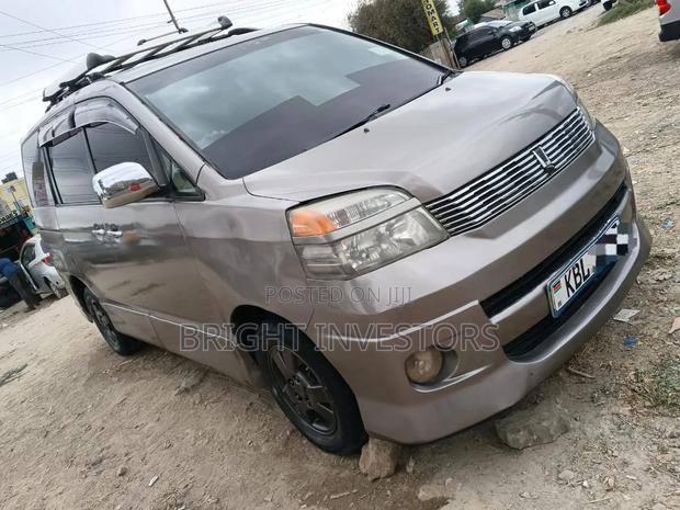 Toyota Voxy 2008