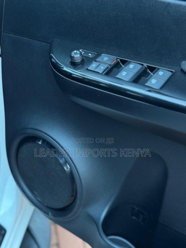 Toyota Hilux 2021 Pearl