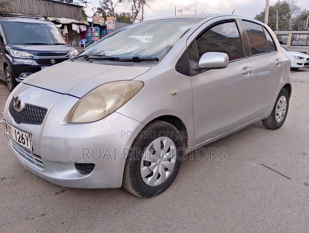 Toyota Vitz 2007 Purple