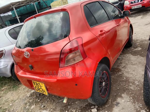 Toyota Vitz 2008 Red