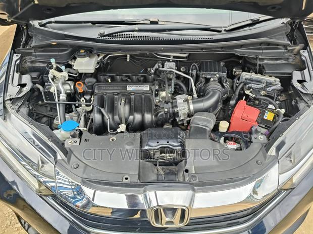Honda Fit Shuttle 2019 Blue