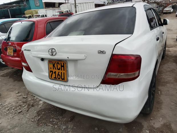 Toyota Axio 2009 White