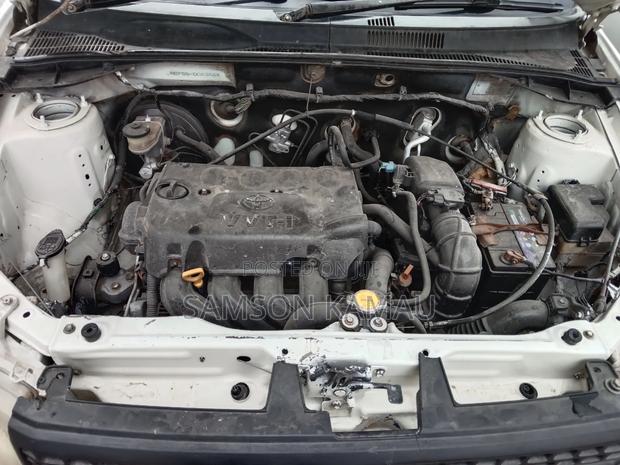 Toyota Probox 2008 White