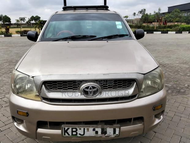 Toyota Hilux 2.5 D-4D SRX 2009 Brown