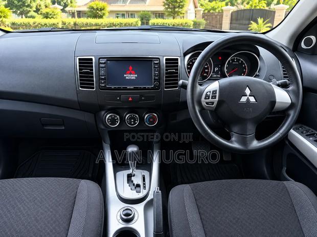 Mitsubishi Outlander 2.4 2009 Black