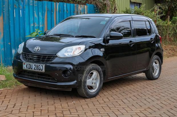 Toyota Passo 2018 Black