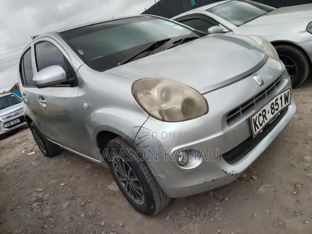 Toyota Passo 2011 Silver