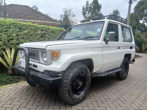 Toyota Land Cruiser 70 1988 White