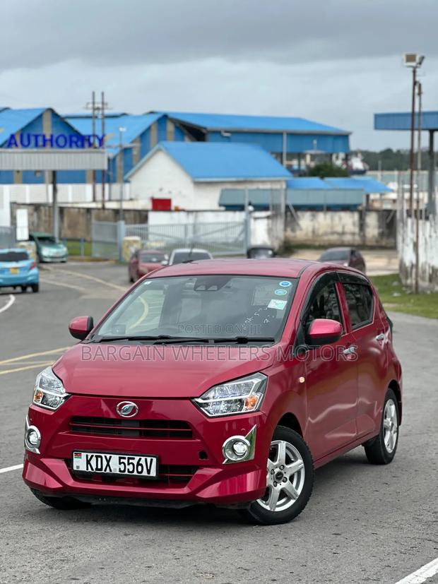 Daihatsu Mira 2019 Maroon