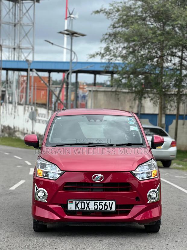Daihatsu Mira 2019 Maroon