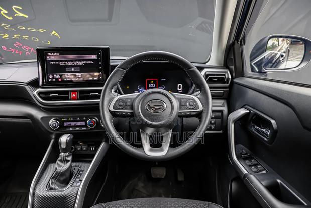 Daihatsu Rocky 2019 Blue