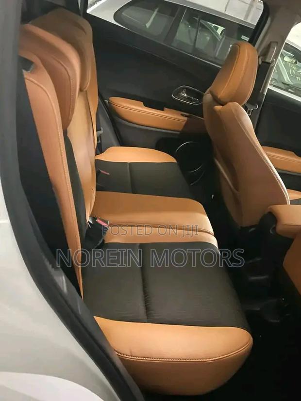 Honda Vezel 2018 Teal