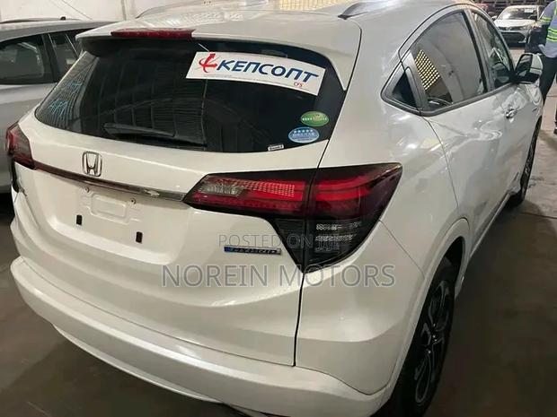 Honda Vezel 2018 Teal