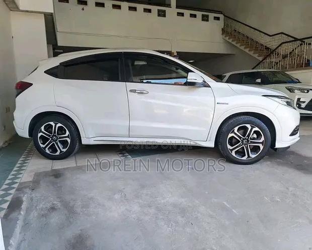 Honda Vezel 2018 Teal