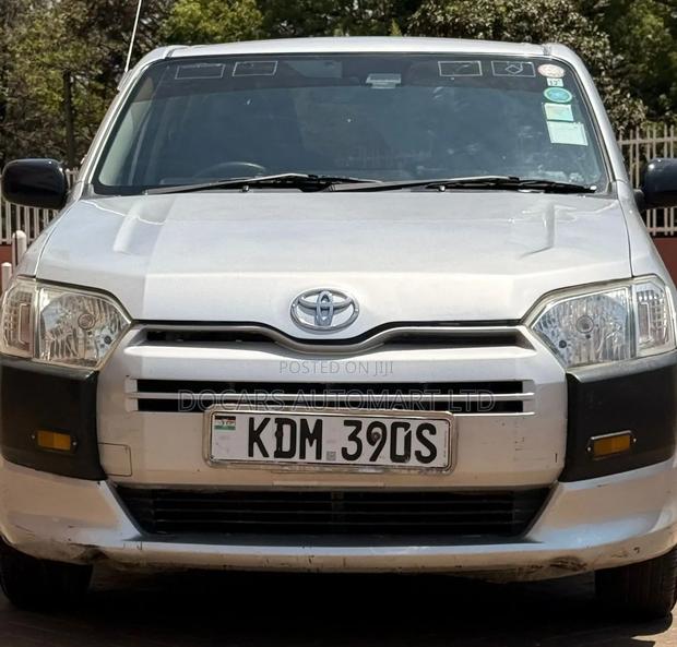 Toyota Probox 2016 Silver