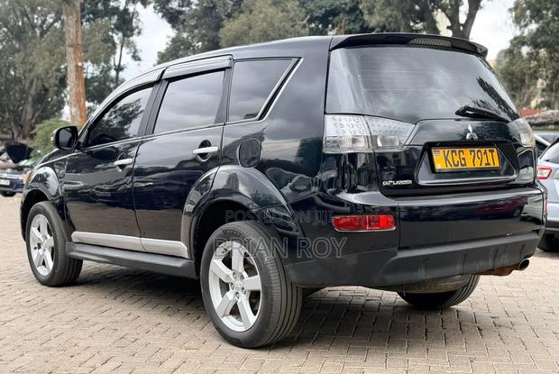 Mitsubishi Outlander 2.4 2009 Black
