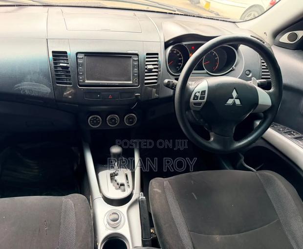 Mitsubishi Outlander 2.4 2009 Black